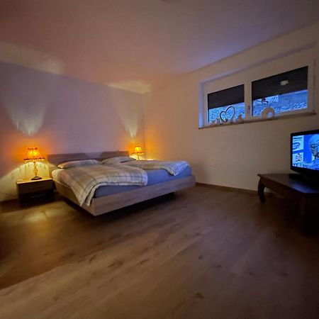 Moderne Ferienwohnung Am Rothsee ヒルポルトシュタイン エクステリア 写真