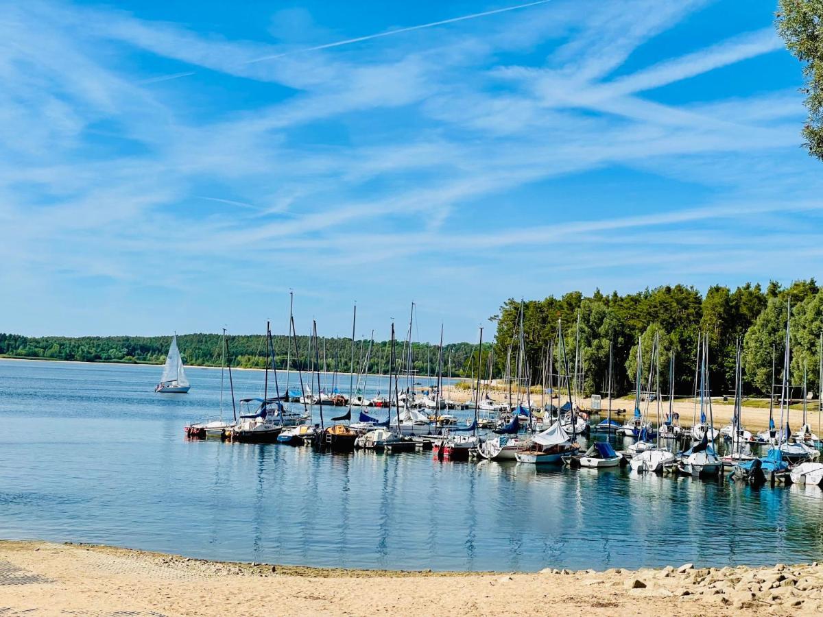 Moderne Ferienwohnung Am Rothsee ヒルポルトシュタイン エクステリア 写真